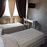 Отель De Londres 2*